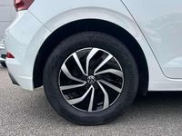 Used VW Polo Life 95 HP (69 kW) 2021 White Hatchback