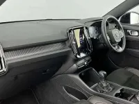 Used Volvo XC40 R-Design 161 HP (118 kW) 2022 Silver SUV