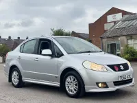Used Suzuki SX4 GLX 2010 Silver Sedan