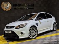 Używany Ford Focus RS 301 KM (221 kW) 2009 Biały Hatchback