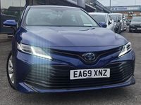 Used Toyota Camry Design 218 HP (160 kW) 2019 Blue Sedan