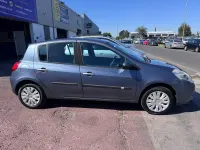 Used Renault Clio II Expression 2009 Blue Hatchback