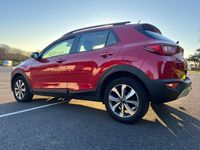 Usado Kia Stonic 99 HP (72 kW) 2022 Vermelho SUV