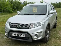 Używany Suzuki Vitara SZ-T 120 KM (88 kW) 2018 Srebrny SUV