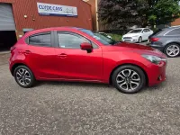 Used Mazda 2 Inclusive 90 HP (66 kW) 2016 Red Hatchback