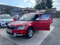 Used Skoda Yeti 110 HP (80 kW) 2014 Red SUV