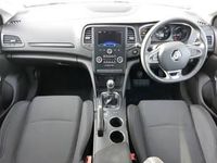 Used Renault Mégane IV Play 140 HP (102 kW) 2019 White Hatchback