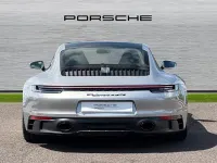 Begagnad Porsche 911 480 HK (353 kW) 2023 Silver Sportkupé