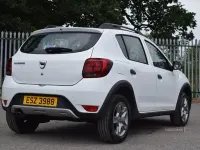 Used Dacia Sandero Essentiel 90 HP (66 kW) 2020 White Hatchback
