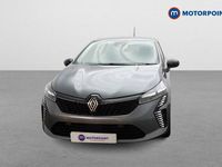 Begagnad Renault Clio V Evolution 143 HK (105 kW) 2024 Grå Halvkombi