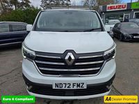Begagnad Renault Trafic 148 HK (108 kW) 2022 Vit Minibuss