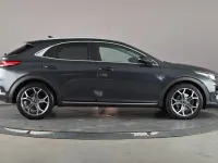 Usado Kia XCeed 158 HP (116 kW) 2022 Cinzento SUV