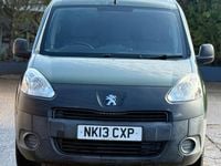 Used Peugeot Partner 2013 Green MPV