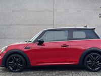 Usado Mini Cooper Hatch 134 HP (98 kW) 2024 Vermelho Citadino