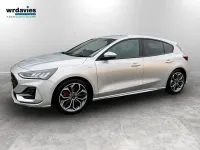 Used Ford Focus ST-Line X 125 HP (91 kW) 2025 Silver Hatchback