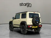 Usado Suzuki Jimny SZ5 102 CV (75 kW) 2019 Beige SUV