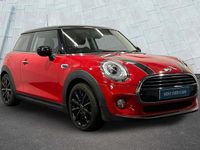 Used Mini Cooper Hatch 134 HP (98 kW) 2017 Red Hatchback