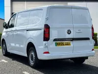 Nowe VW Transporter 100 kW (136 KM) 2026 Biały Van