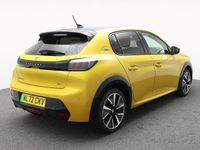 Second-hand Peugeot e-208 Premium 100 kW (136 CP) 2022 Galben Hatchback