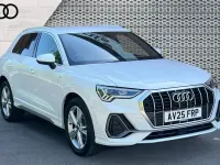 Begagnad Audi Q3 S-Line 150 HK (110 kW) 2025 Vit SUV