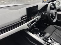 Used Audi A4 S-Line 200 HP (147 kW) 2023 White Estate