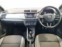 Used Skoda Fabia Colour Edition 75 HP (55 kW) 2018 Blue Hatchback