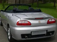 Usado MG TF 135 HP (99 kW) 2002 Prateado Cabrios