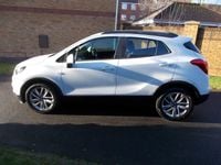 Second-hand Vauxhall Mokka X Active 140 CP (102 kW) 2016 Alb SUV
