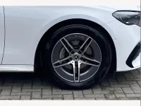 Usado Mercedes E220 AMG line 194 HP (142 kW) 2025 Branco Sedan