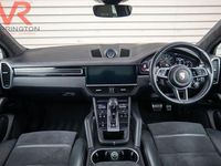 Usado Porsche Cayenne 650 HP (478 kW) 2023 Cinzento SUV