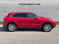 Usado Porsche Cayenne 2021 Vermelho SUV
