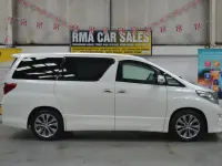 Used Toyota Alphard 170 HP (125 kW) 2011 White MPV