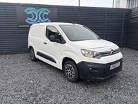 Used Citroën Berlingo 100 HP (73 kW) 2019 White MPV