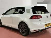Used VW Golf VII GTD 184 HP (135 kW) 2017 White Hatchback