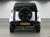 Used Land Rover Defender HSE Dynamic 250 HP (183 kW) 2024 Fuji white SUV