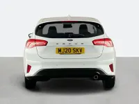 Used Ford Focus Titanium 125 HP (91 kW) 2020 White Hatchback