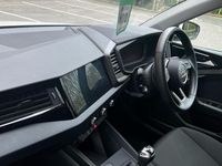 Used Audi A1 Design 95 HP (69 kW) 2021 White SUV