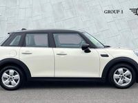 Used Mini Cooper Classic 136 HP (100 kW) 2022 Pepper white Hatchback