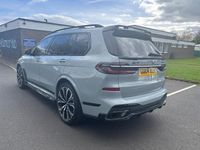 Begagnad BMW X7 M Sport 2022 Grå SUV