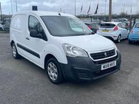 Used Peugeot Partner 98 HP (72 kW) 2018 White