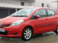 Used Toyota Yaris 101 HP (74 kW) 2012 Red Hatchback