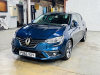 Used Renault Mégane IV Dynamique 110 HP (80 kW) 2016 Blue Hatchback