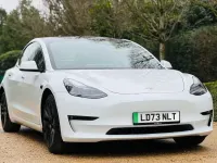 Used Tesla Model 3 Long Range RWD 235 kW (320 HP) 2023 White Sedan