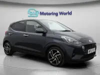 Usado Hyundai i10 Premium 84 HP (61 kW) 2023 Cinzento Citadino