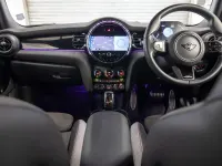 Usado Mini Cooper Sport 2021 Preto Citadino