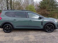 Used Dacia Jogger Extreme 110 HP (80 kW) 2023 Green MPV
