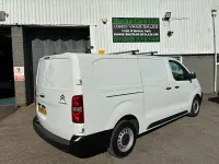 Used Citroën Dispatch 100 HP (73 kW) 2019 White MPV