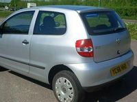 Begagnad VW Fox 2006 Halvkombi