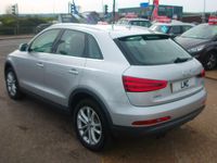 Begagnad Audi Q3 170 HK (125 kW) 2011 Silver SUV