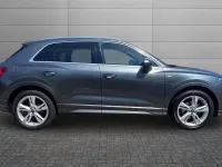 Używany Audi Q3 S-Line 150 KM (110 kW) 2021 Szary SUV